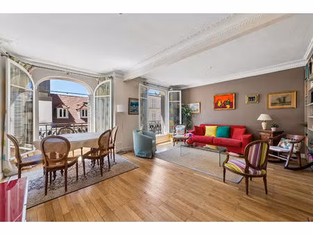 exclusivite- xv- commerce - appartement de 68m²- 4ème ascenseur