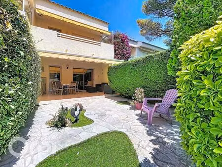 exclusivité saint-raphaël - plateau notre-dame : appartement t2 avec jardin privatif de 60