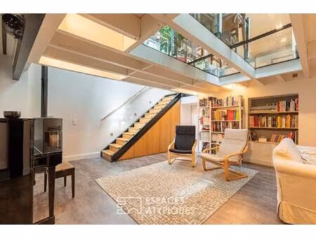 triplex de caractère avec garage fermé et cave voûtée