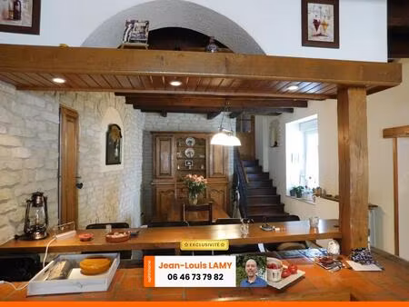 is-sur-tille - maison atypique de ville - 6 pièces - 3 chambres - 110 m² habitables