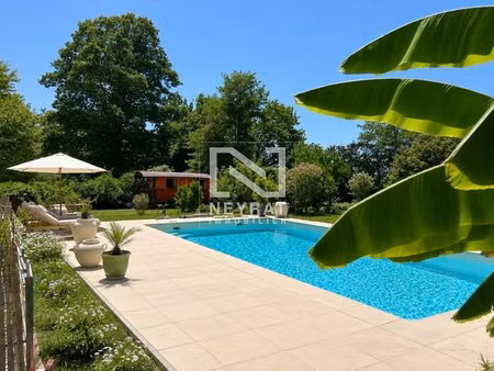 un véritable lieu de vie entre charme de la pierre  grands espaces et vue dégagée