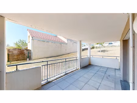 appartement t2 avec exceptionnelle terrasse ? quartier des tilleroyes