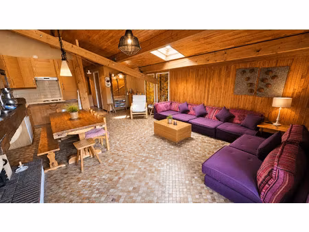 penthouse à rénover avec garage et cheminée