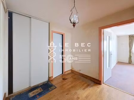 lorient nouvelle-ville : appartement t3 avec cave et parking