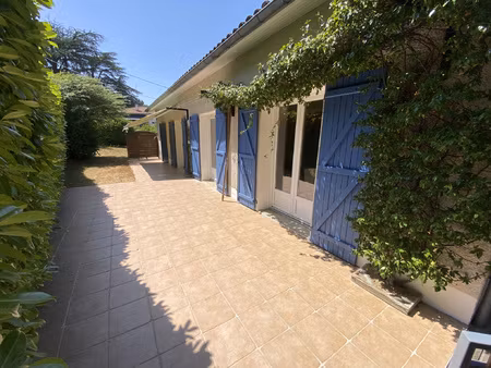 maison de 195m2 avec jardin  garage
