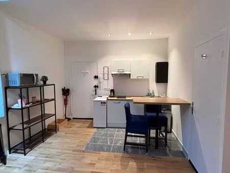 appartement t1 bis bordeaux - 30 m2 - 850 euros ttc