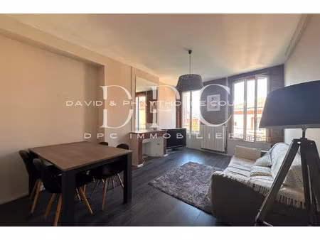 superbe t3 duplex de charme 60 m2 hyper-centre de toulou