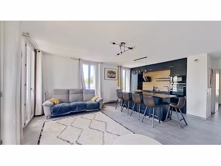 location meublée appartement 4 pièces 85.11 m² à lyon 9ème (69009)  1 190 €