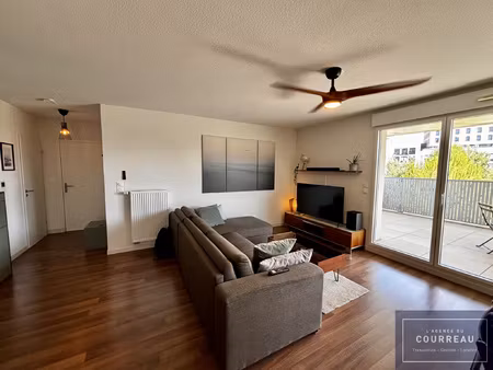 f3 meublé de 64.94 m2 avec terrasse et parking