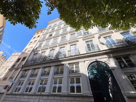 location bureaux 279 m²
