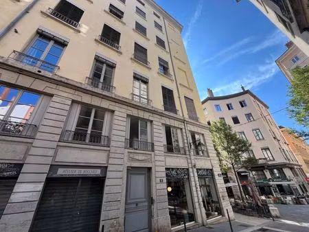 location bureaux 97 m²