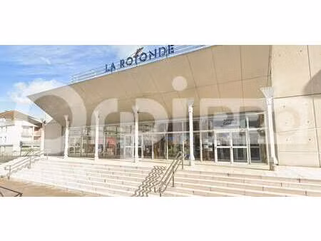 location commerce moissy cramayel 77550 34m²