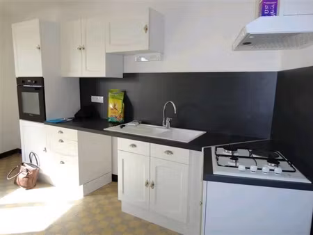 location maison 3 pièces 65 m² à taulignan (26770)  645 €