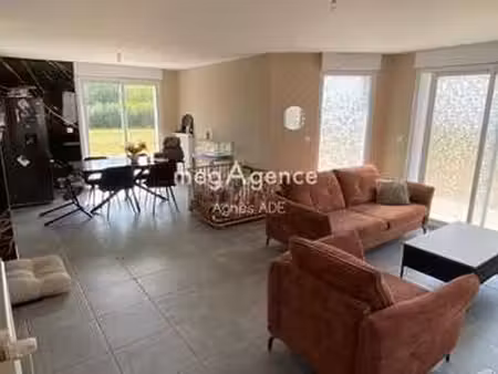 vente maison à l'étang-bertrand (50260) : à vendre / 69m² l'étang-bertrand