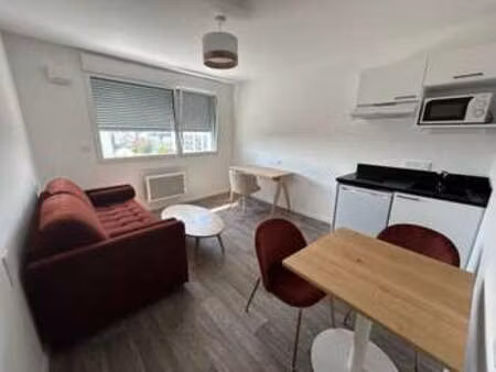 location appartement t1 meublé à rennes bourg l'evêque (35000) : à louer t1 meublé / 23m² 