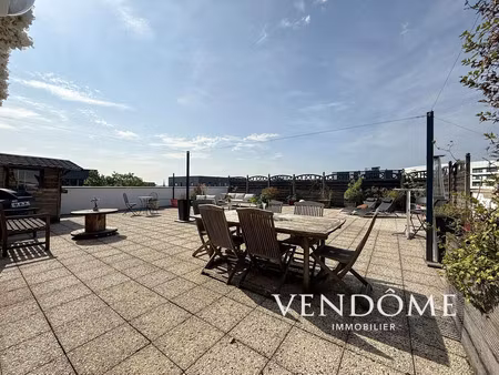 appartement de luxe à vendre dans le quartier saint maurice-pellevoisin