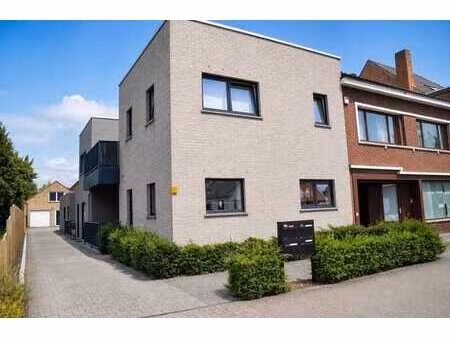 location - appartement hasselt - 720 + 25 €/mois