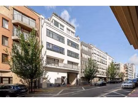 appartement de 2 chambres dans un emplacement de choix