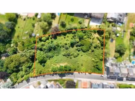 parcelle de terrain 4.803 m² avec permis pour 5 maisons