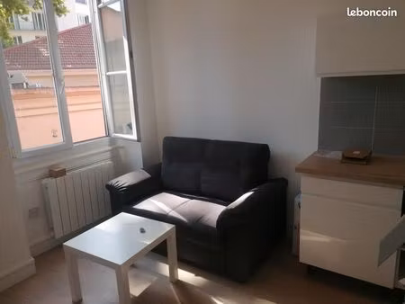 meublé 1 pièce 12 m²