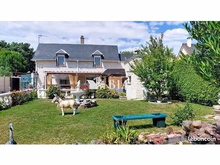 maison 7 pièces 159 m²