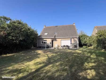 rexpoede : maison ind récente 4ch  jardin et garage sur 884m²