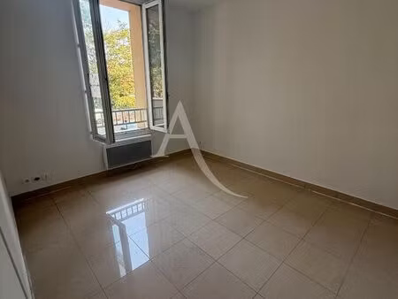 studio 1 pièce 22 m²