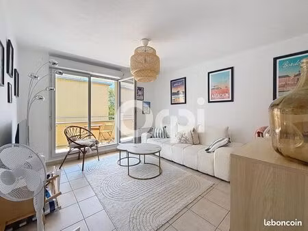 appartement 2 pièces 33 m²