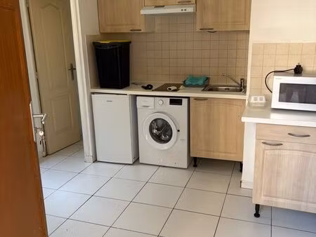 location à l’année studio avec jardin rdv