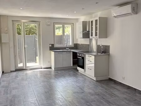 studio 1 pièce 29 m²