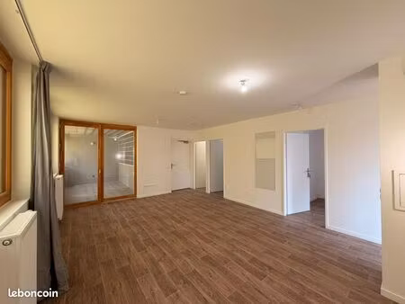 appartement 3 pièces 60 m²