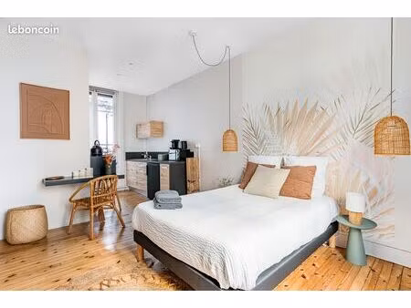 studio meublé – quartier chavanelle – lumineux