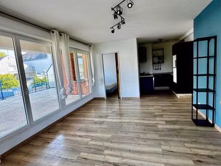 appartement à salouël dans résidence close avec terrasse et parking couvert
