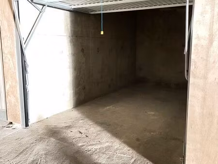 location box garage