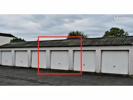garage à louer – centre de saint-gelais (79410) – 15 m²