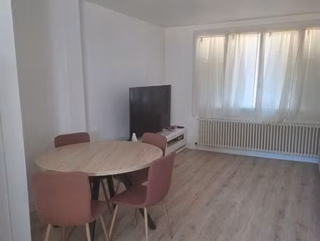 location maison f3