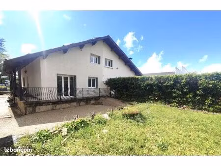 maison 4 pièces 77 m²