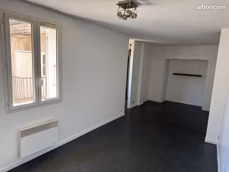 t1 avec petit balcon