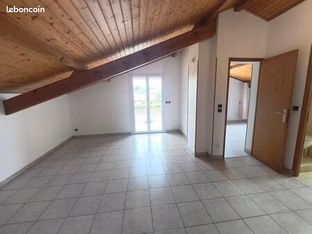 appartement dans une maison en monopropriete