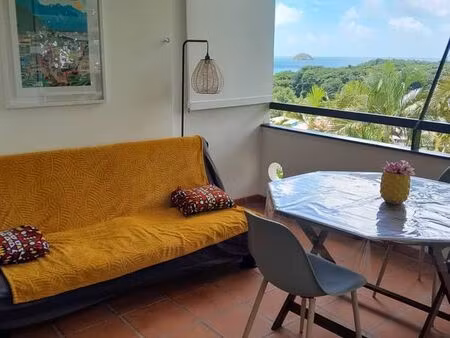 f2 location au mois ou à la semaine