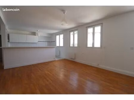 appartement 3 pièces 87 m²