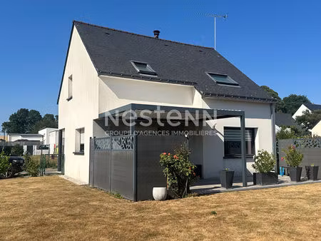 maison la vraie croix  commerces à pieds  17 km de vannes  aucun travaux  3 chb et 500 m² 