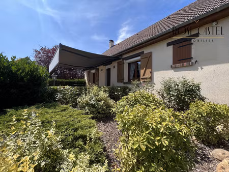 maison de famille dans un secteur calme