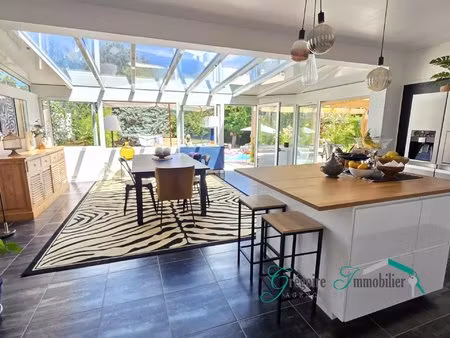 montigny sur loing : maison 9 pièces 190 m2