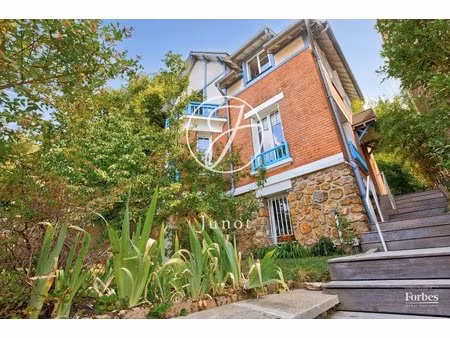 ville-d'avray - côte d'argent - maison de 171 m² - terrain de 370 m²