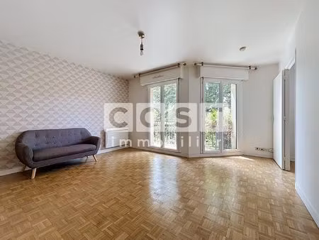 la garenne colombes - 3 pieces - balcons - stationnement