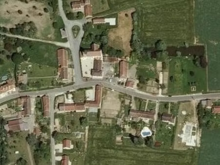 grand terrain de loisirs dans charmant village de seine et marne de plus de 2000 m² !