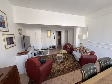 t4 meublé de 78 m²