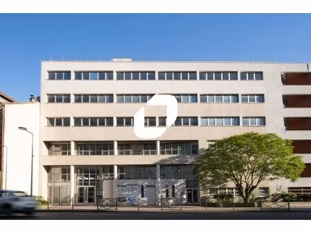 location bureaux 309 m²