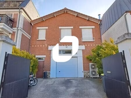 location bureaux 365 m²